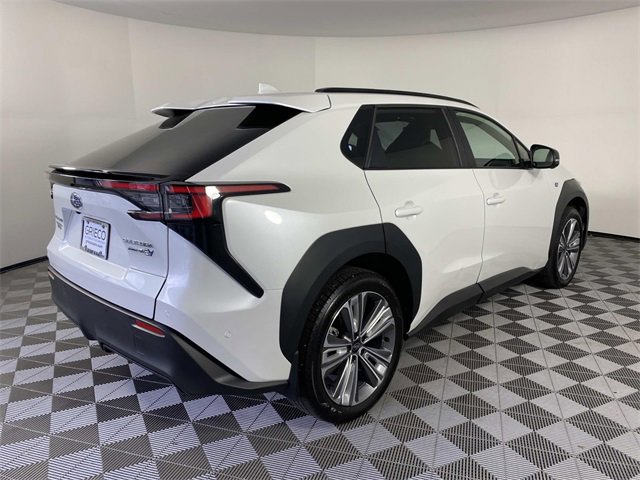 Used 2024 Subaru Solterra Limited image 9