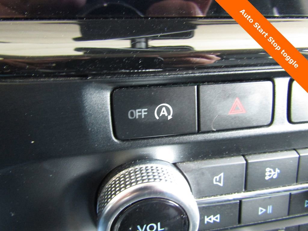 Used 2024 Ford Expedition Max XLT AWD/4WD image 16