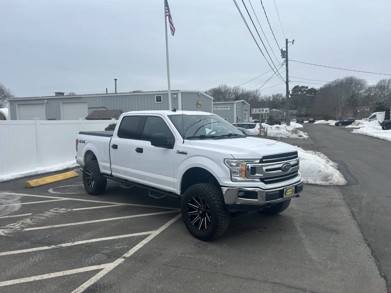 Used 2019 Ford F150 XLT w/ Trailer Tow Package image 4