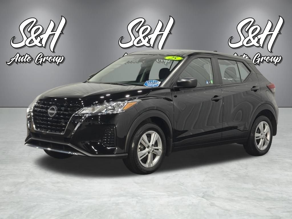 Used 2025 Nissan Kicks Play S FWD image 18