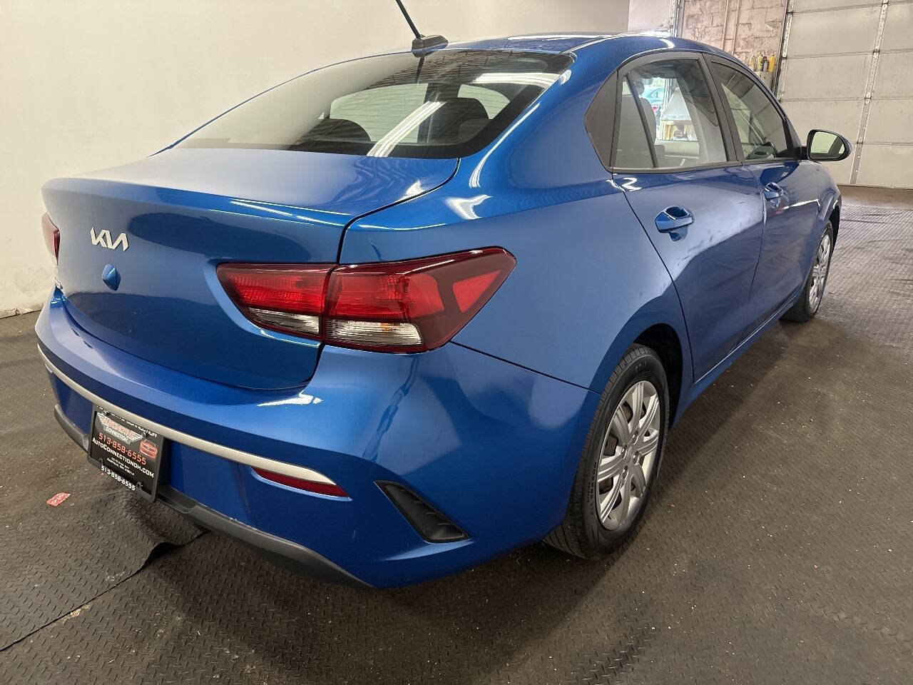 Used 2022 Kia Rio S FWD image 2
