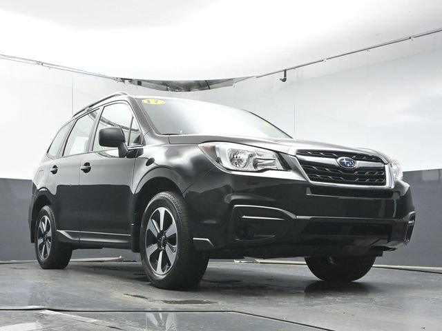Used 2017 Subaru Forester 2.5i w/ Alloy Wheel Package image 32
