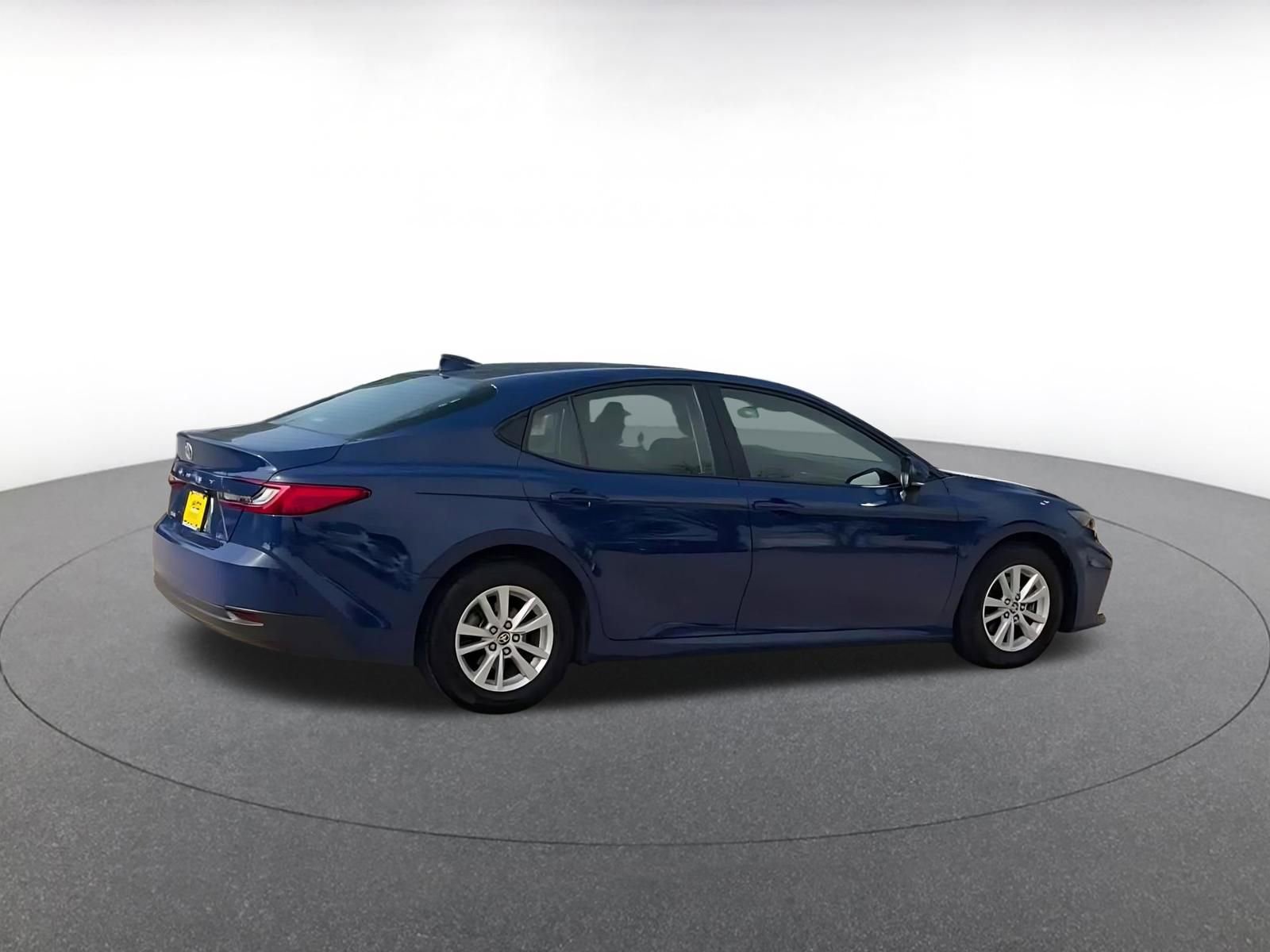 Used 2025 Toyota Camry LE FWD image 14