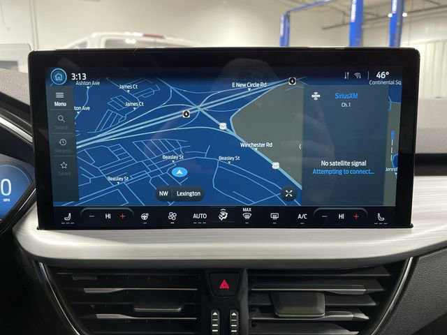 New 2025 Ford Escape SE w/ PHEV Premium Package image 24