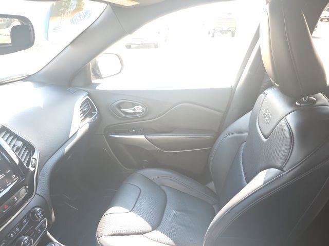 Used 2020 Jeep Cherokee High Altitude image 25