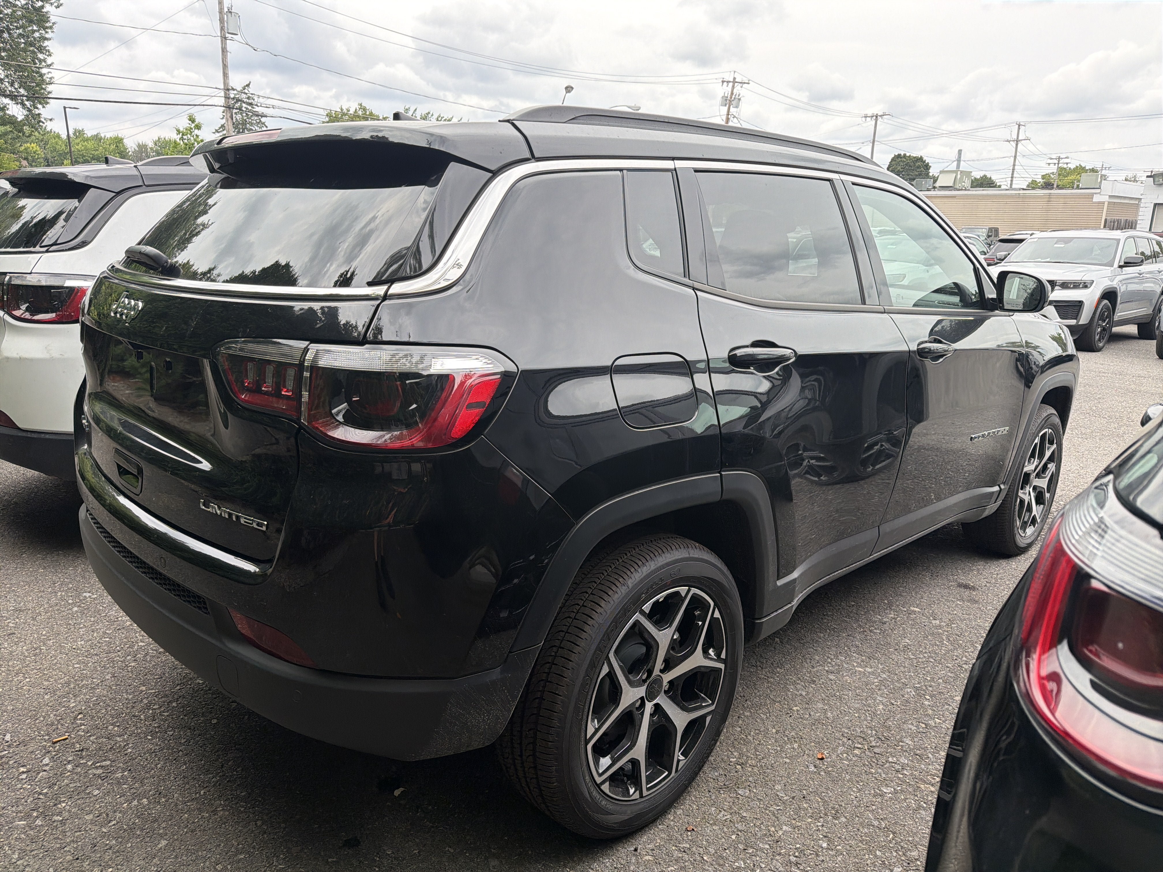 New 2026 Jeep Compass Limited AWD/4WD image 7