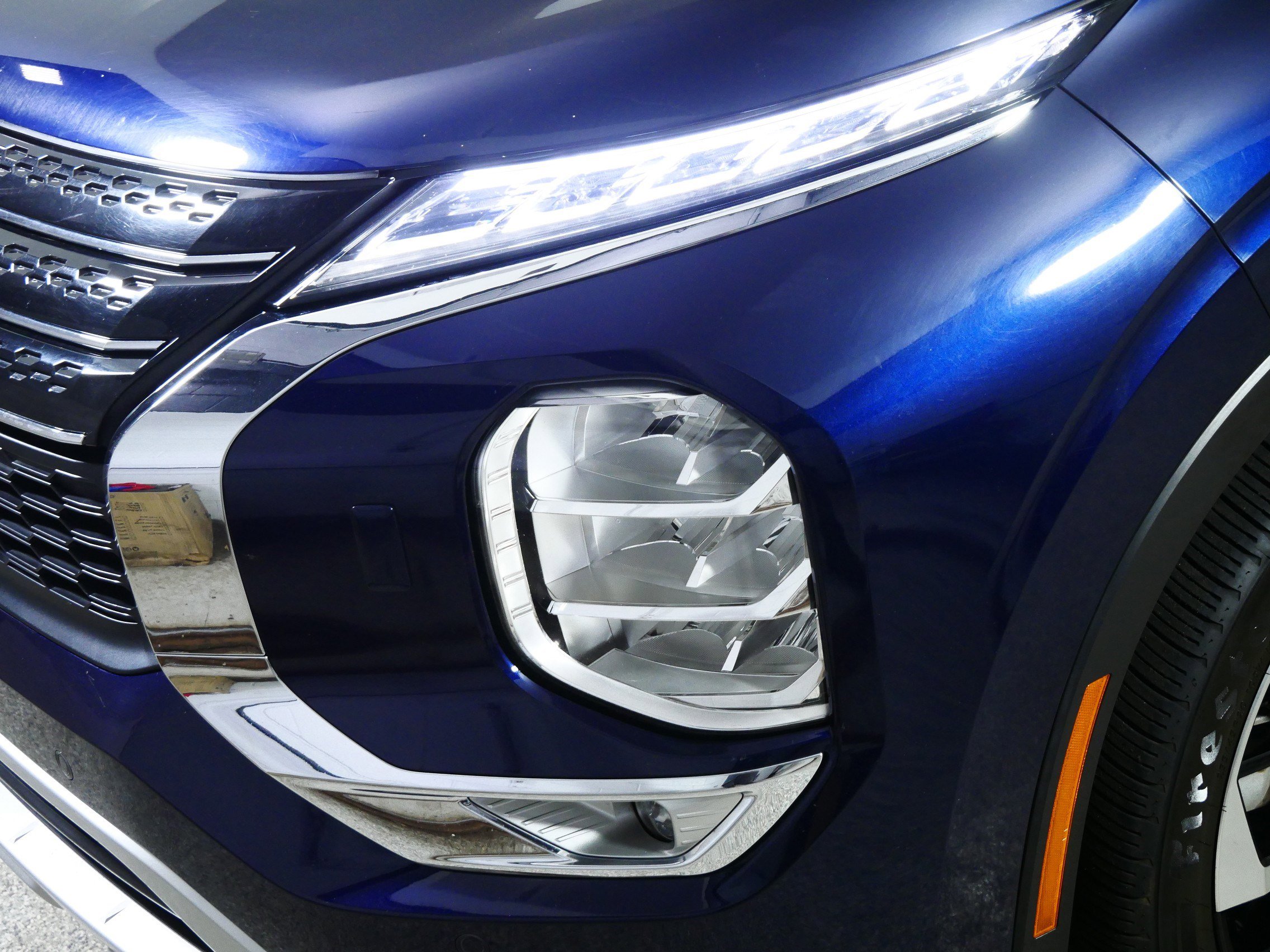 Used 2024 Mitsubishi Outlander SE image 16