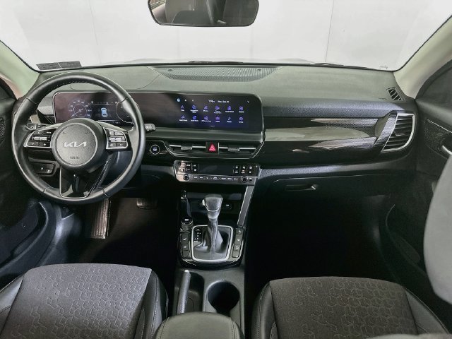 Used 2024 Kia Seltos S AWD/4WD image 13