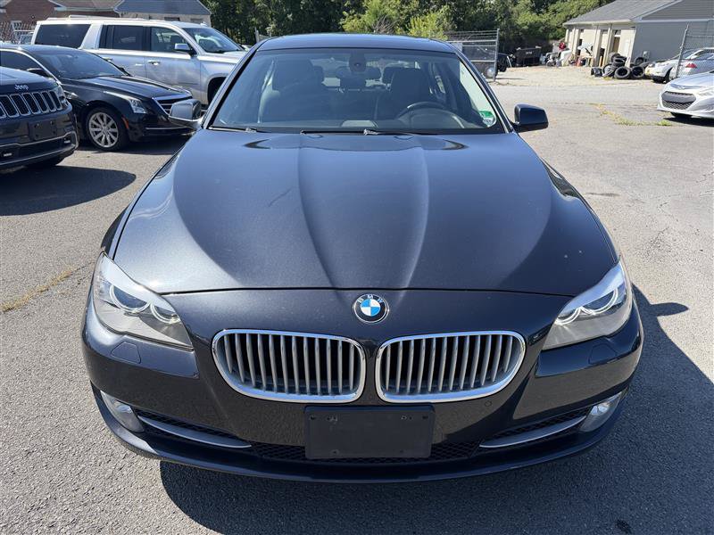 Used 2012 BMW 550i xDrive Sedan AWD/4WD image 1