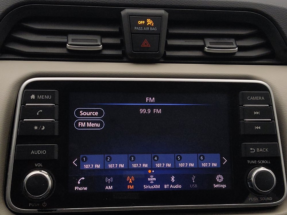 Used 2021 Nissan Versa SV FWD image 25