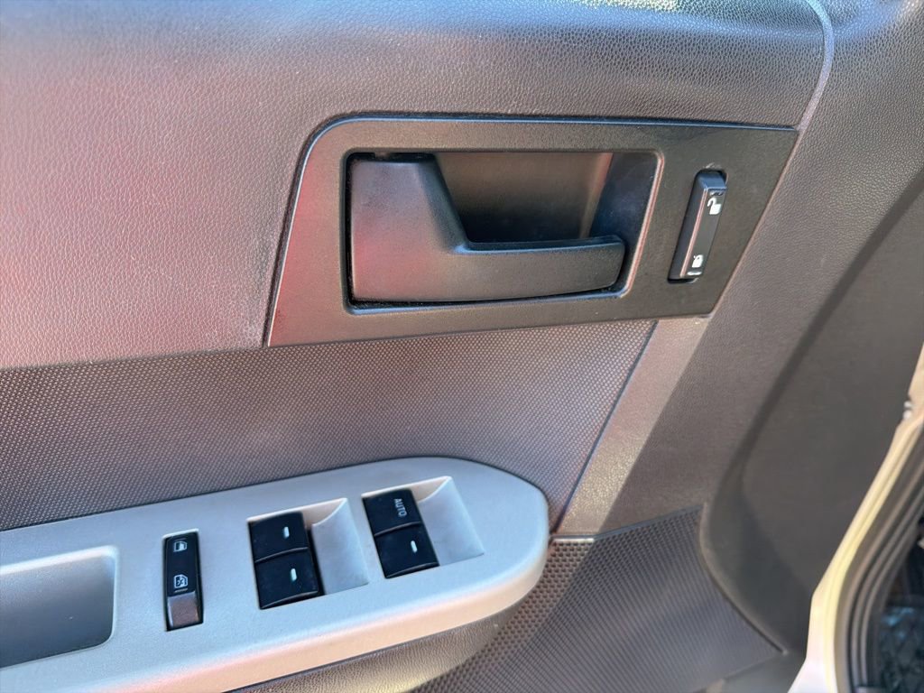 Used 2011 Ford Escape XLT w/ 201A Rapid Spec Order Code image 13