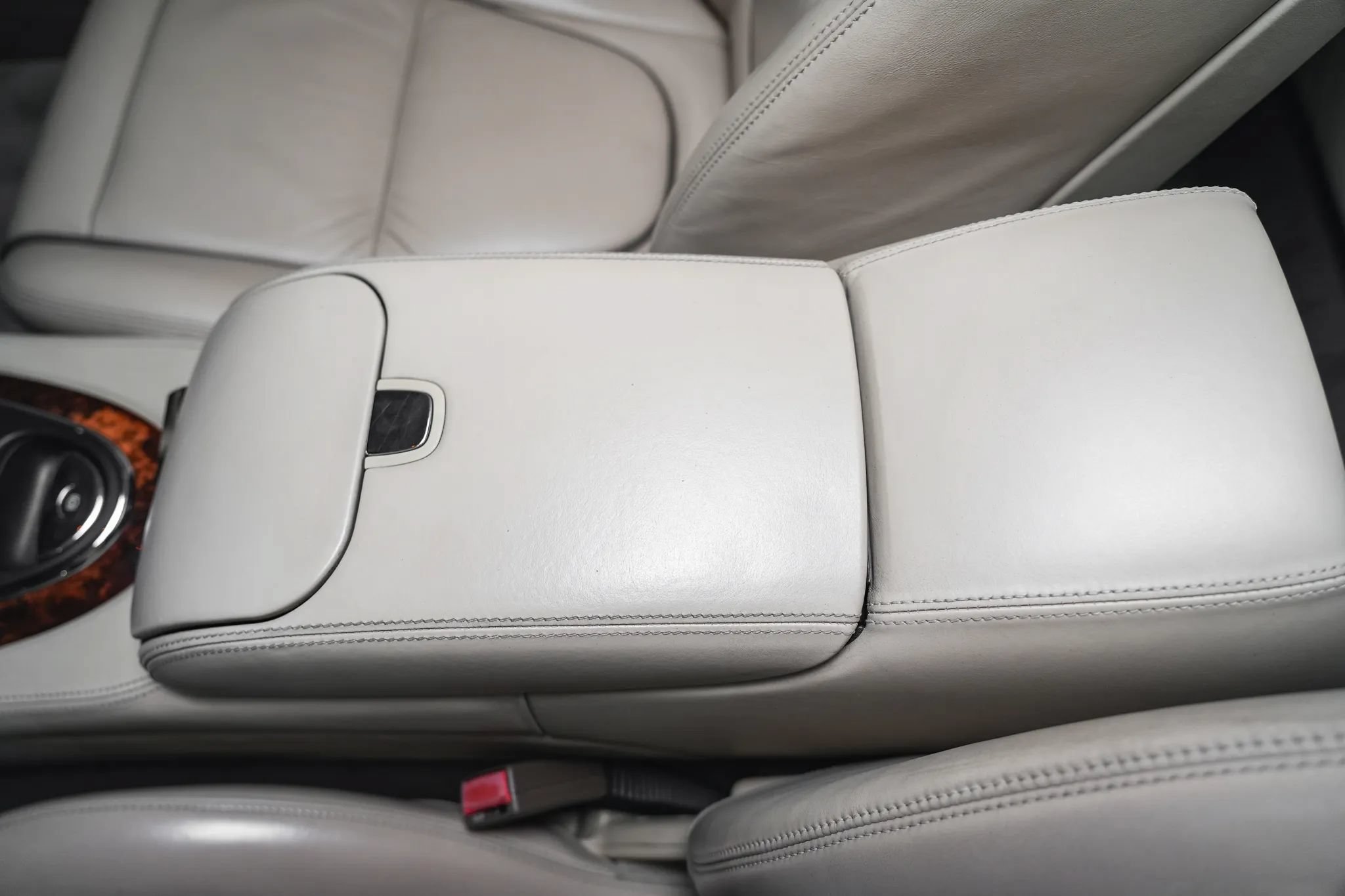 Used 2006 Jaguar XJ Vanden Plas RWD image 57