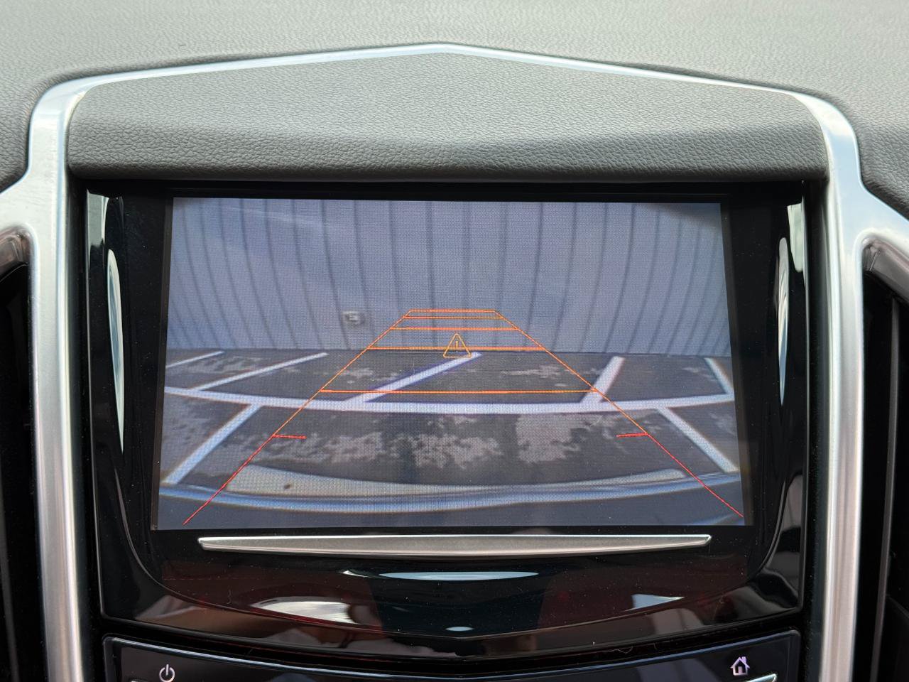 Used 2016 Cadillac SRX Luxury w/ Driver Awareness Package FWD image 12