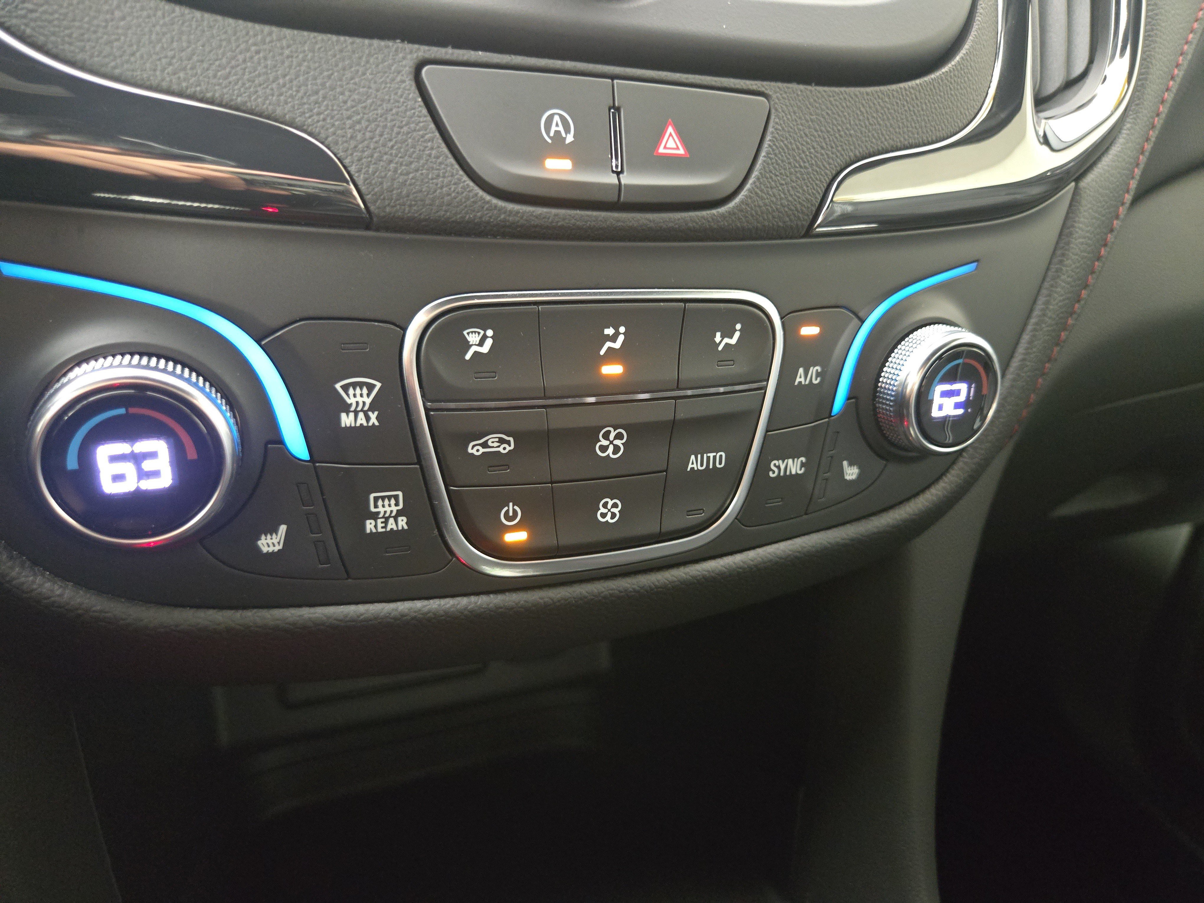 Certified 2024 Chevrolet Equinox RS FWD image 25