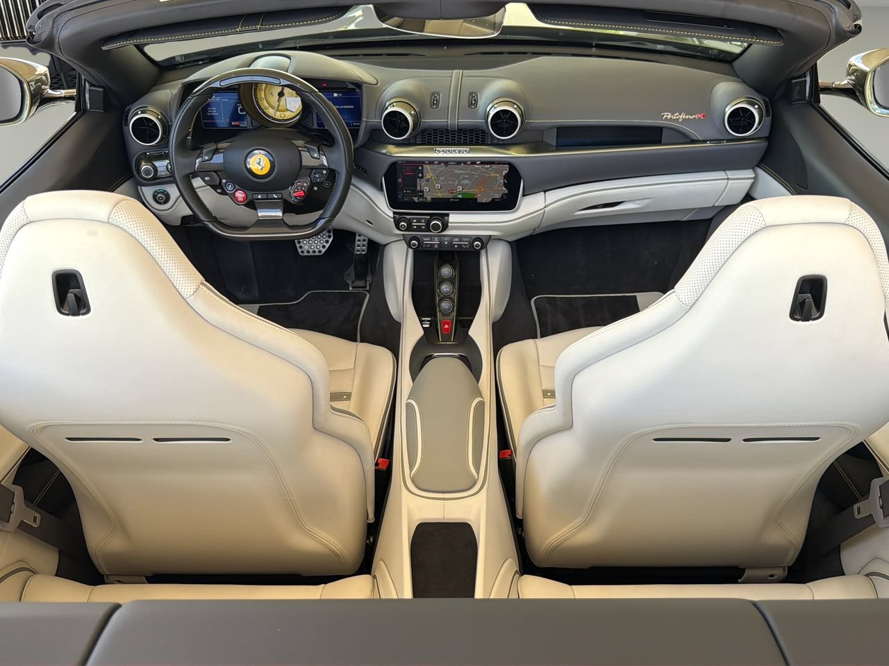 Used 2023 Ferrari Portofino M RWD image 15