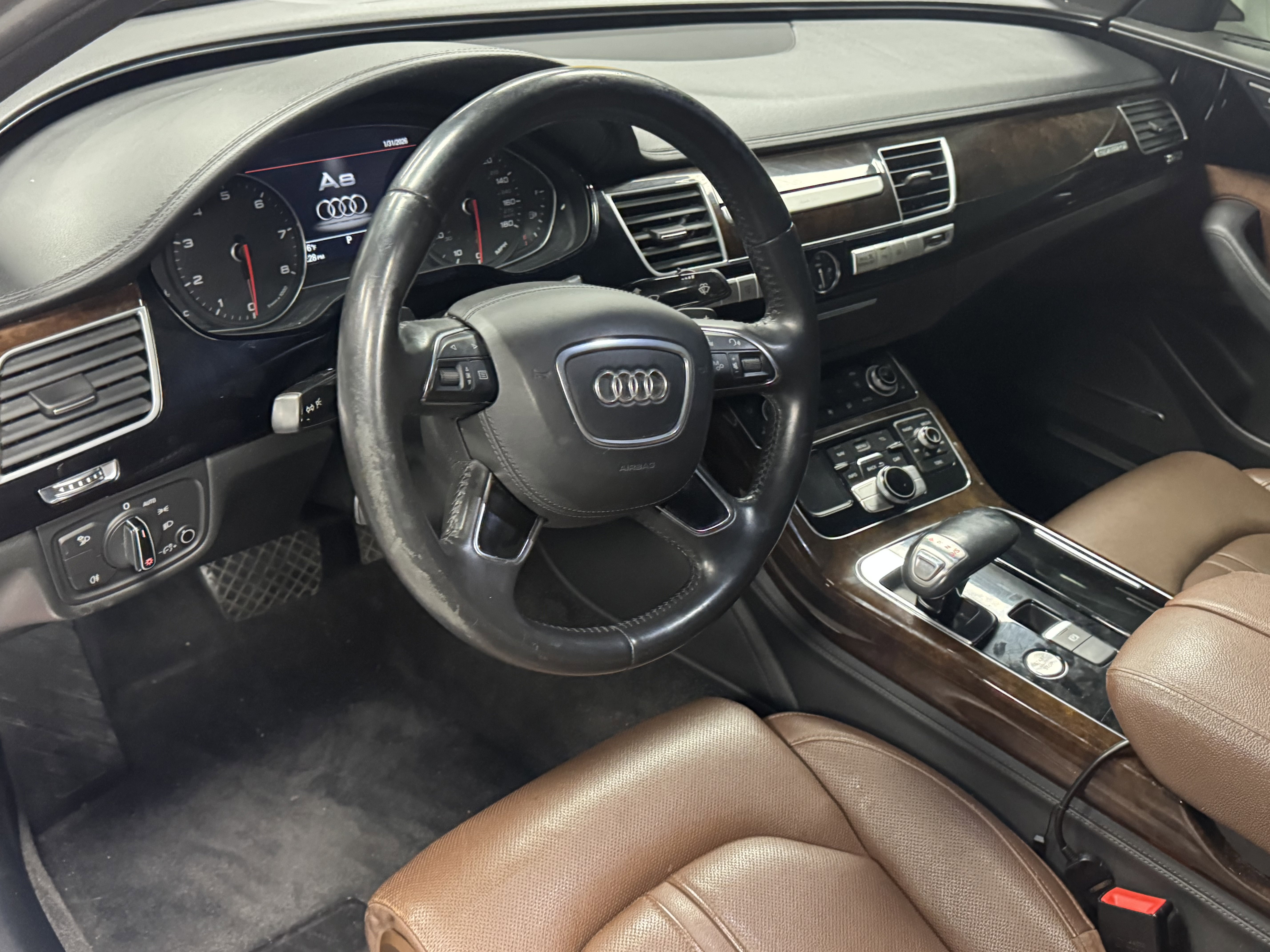 Used 2014 Audi A8 L 4.0T image 10