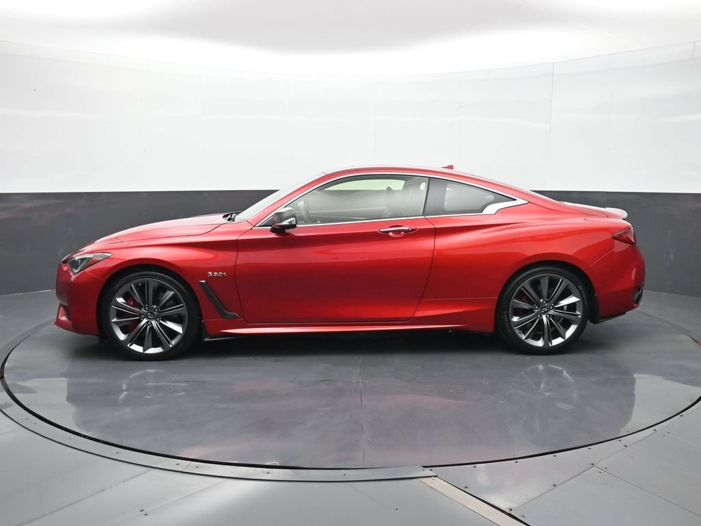 Used 2018 INFINITI Q60 Red Sport 400 AWD/4WD image 2