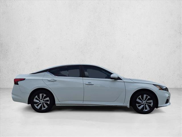 Used 2022 Nissan Altima 2.5 S FWD image 4