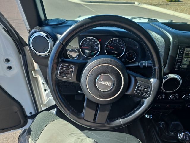 Used 2015 Jeep Wrangler Unlimited Sahara w/ Max Tow Package image 14