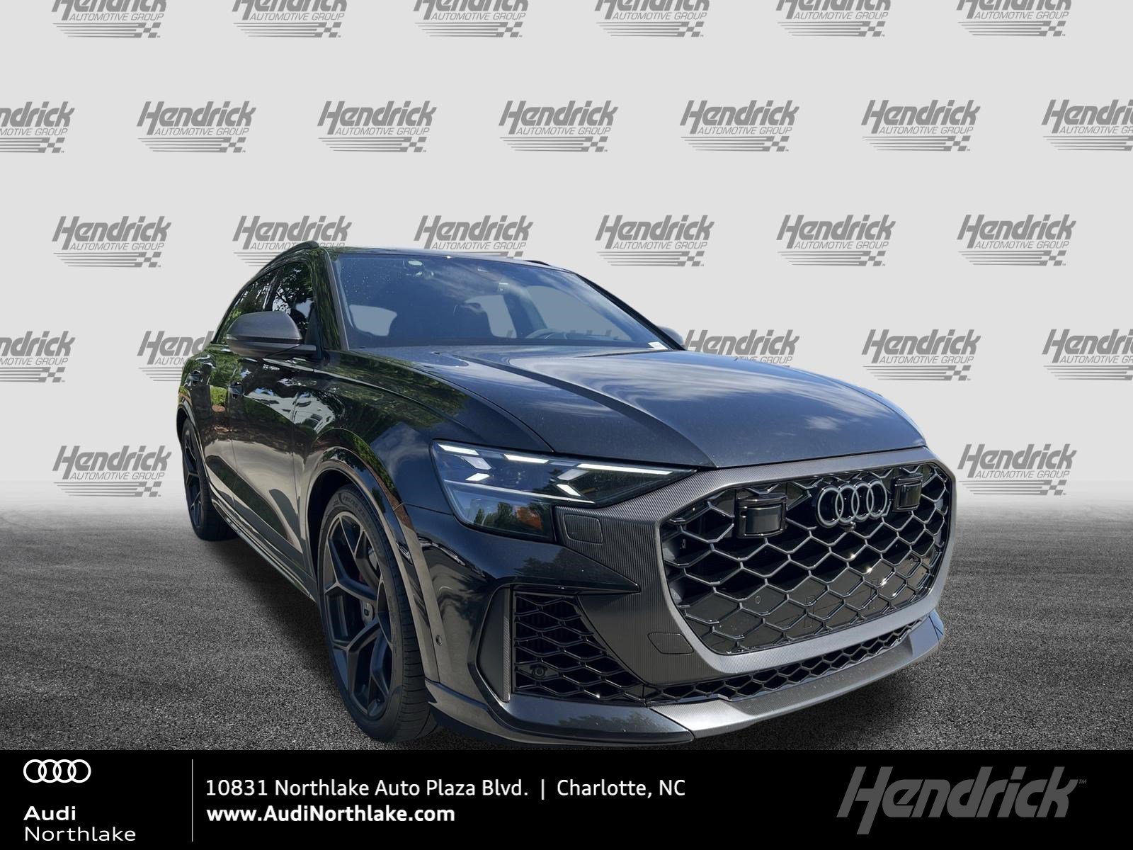 Used 2025 Audi RS Q8 performance AWD/4WD image 1