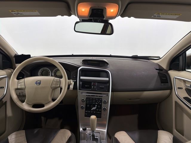 Used 2010 Volvo XC60 T6 AWD/4WD image 29