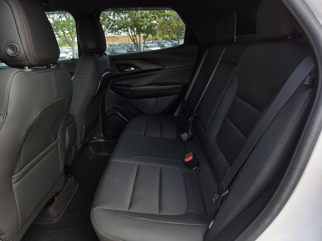 Used 2023 Chevrolet TrailBlazer RS w/ Sun and Liftgate Package FWD image 20