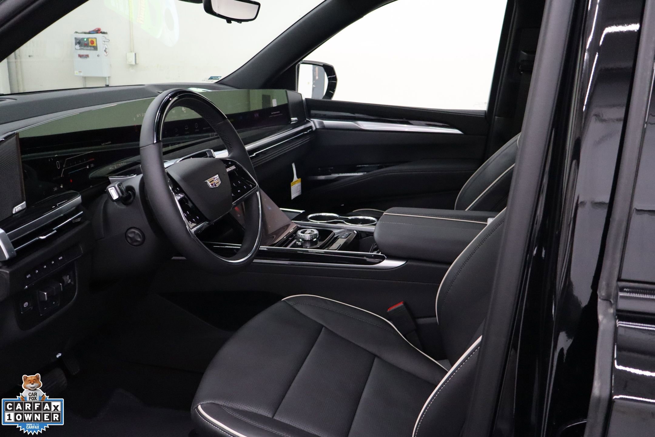 Used 2026 Cadillac Escalade Sport AWD/4WD image 25