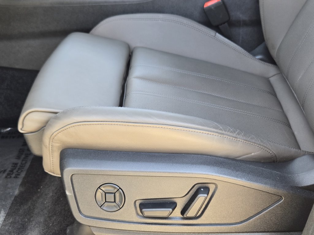 Certified 2026 Audi Q5 Prestige AWD/4WD image 32