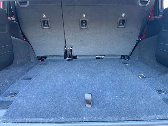 Used 2022 Jeep Wrangler Unlimited Sport image 24