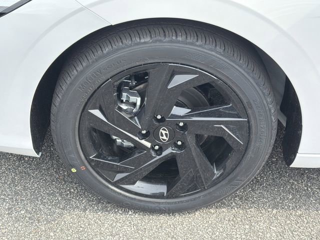 New 2026 Hyundai Elantra Sport image 11