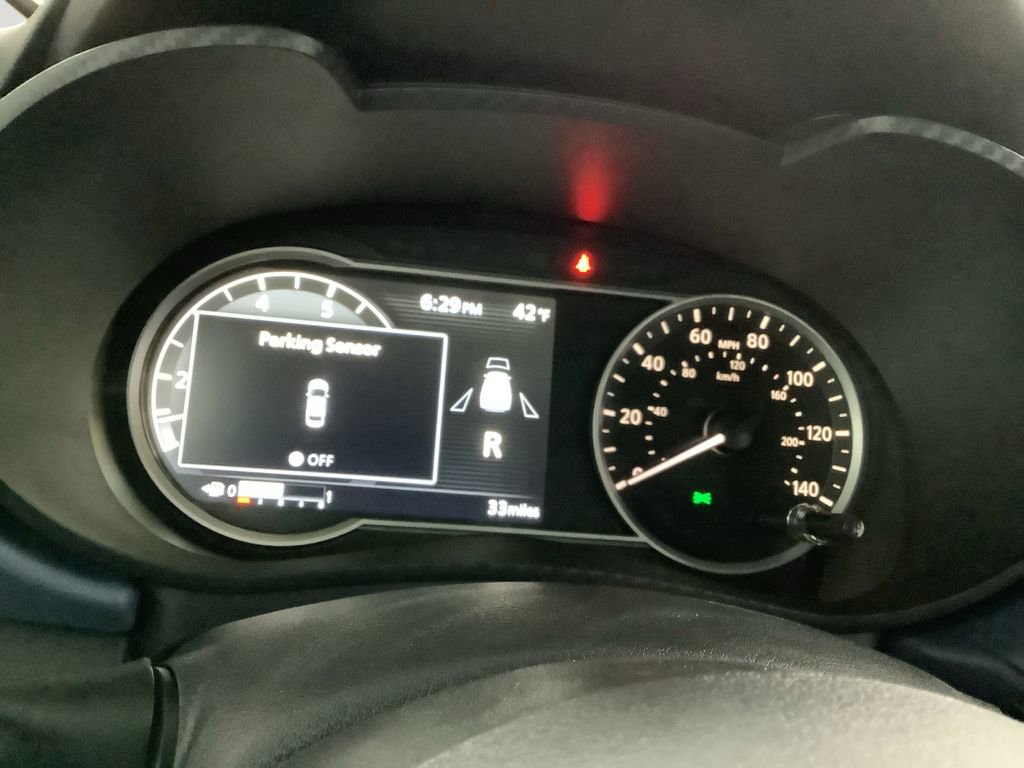 Used 2025 Nissan Versa SV w/ Trunk Package image 29