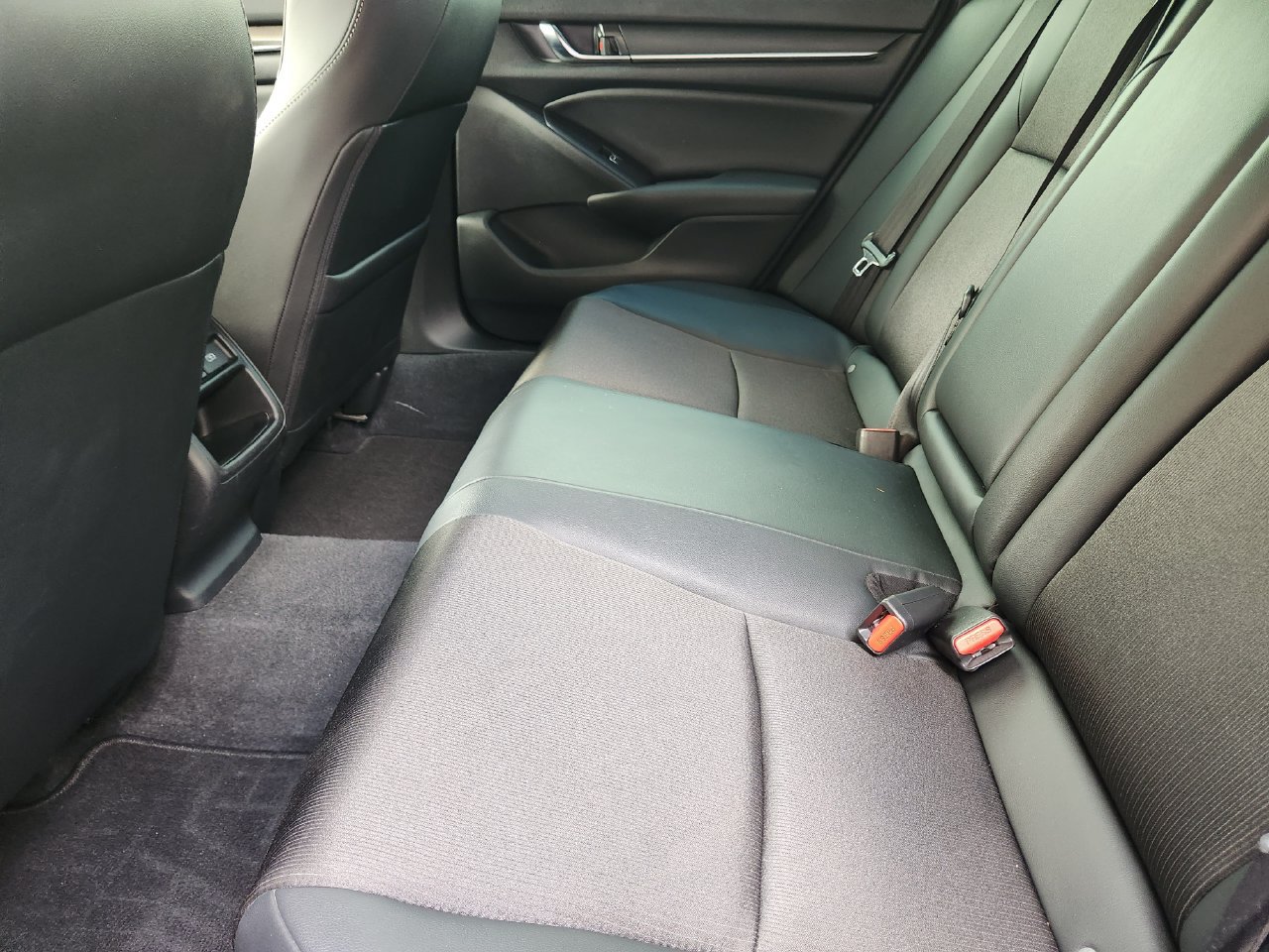 Certified 2022 Honda Accord Sport image 28