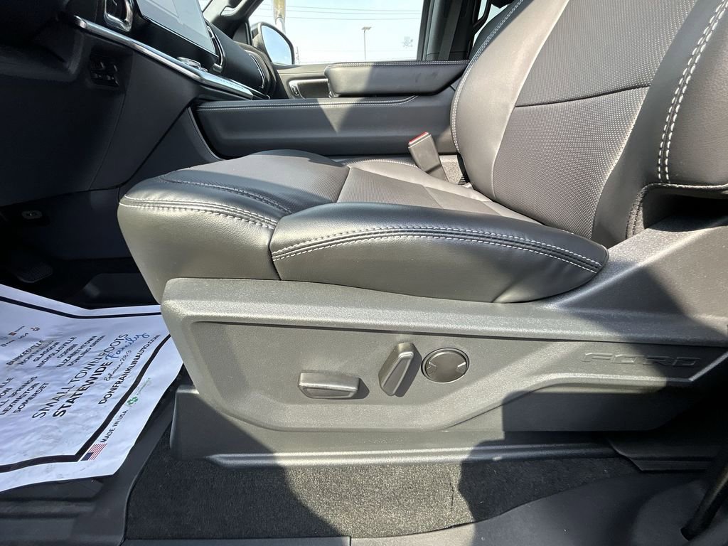 New 2026 Ford Expedition Platinum image 18