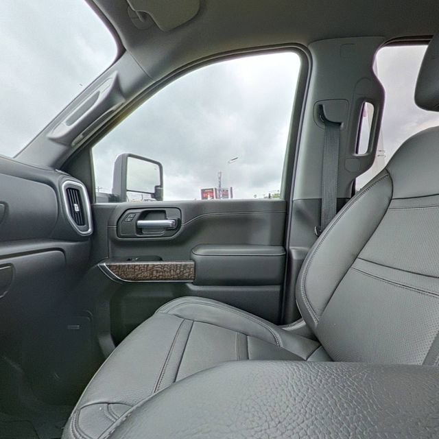 Used 2022 GMC Sierra 2500 Denali w/ Denali Ultimate Package AWD/4WD image 26