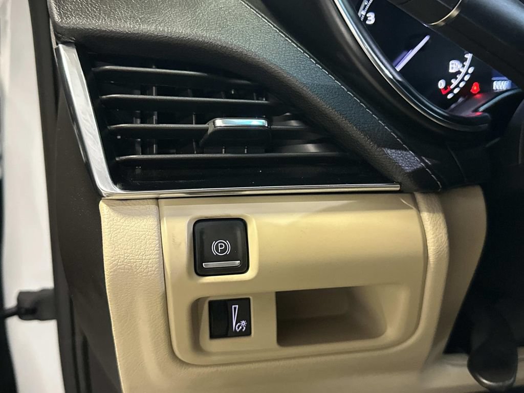 Used 2024 Cadillac CT5 Luxury w/ Cold Weather Package RWD image 30