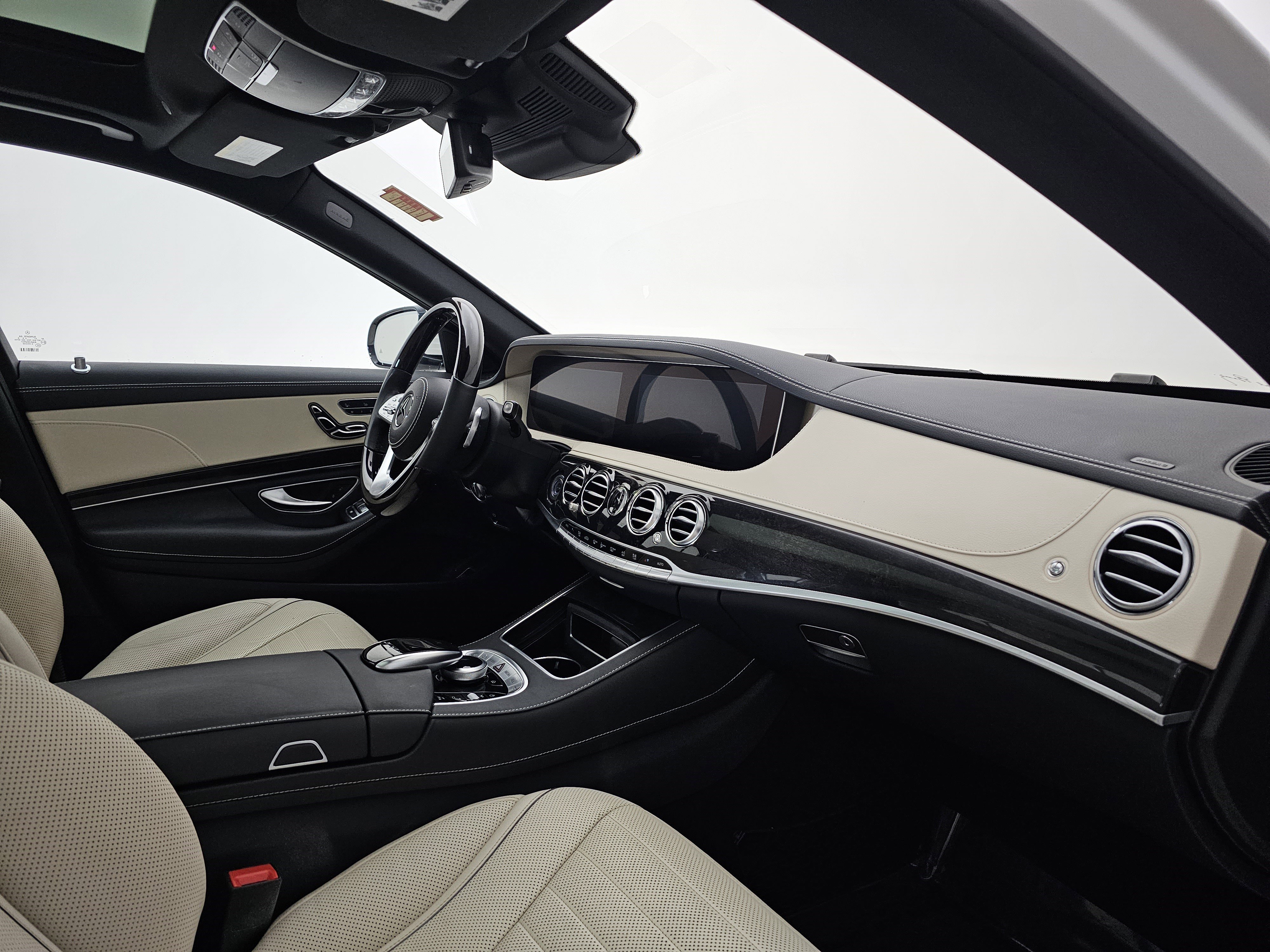 Used 2019 Mercedes-Benz S 560 Sedan image 14