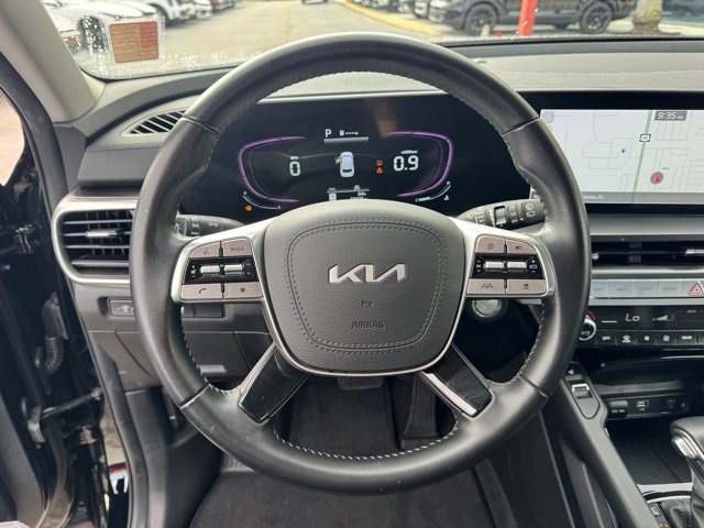 Used 2023 Kia Telluride S image 27