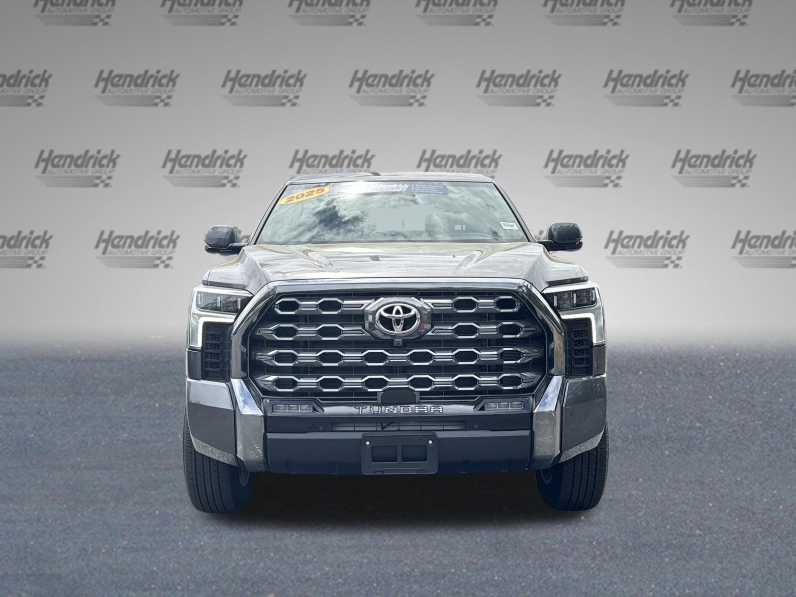 Used 2025 Toyota Tundra Platinum AWD/4WD image 3