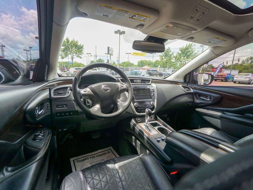 Used 2019 Nissan Murano Platinum w/ Cargo Package image 14