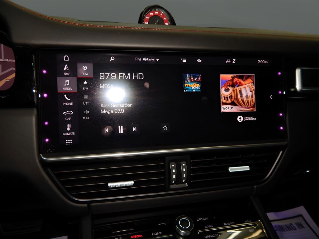 Used 2021 Porsche Cayenne GTS image 28