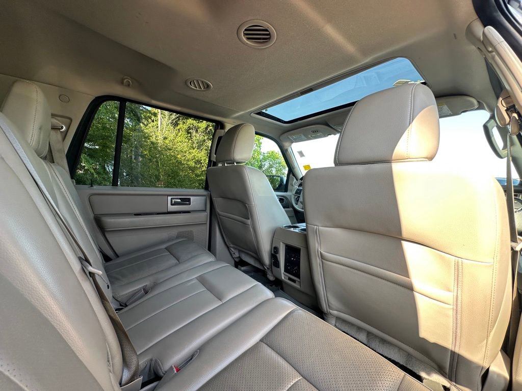 Used 2014 Ford Expedition Limited w/ Equipment Group 301A RWD image 28