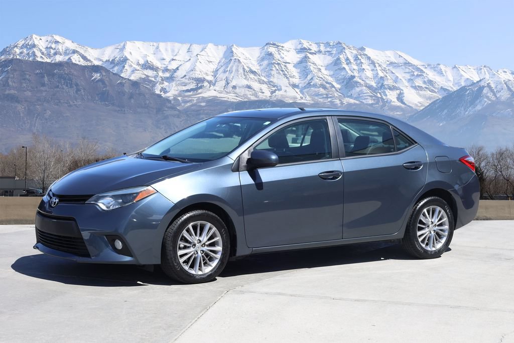 Used 2014 Toyota Corolla LE Premium w/ Driver Convenience Package FWD image 2
