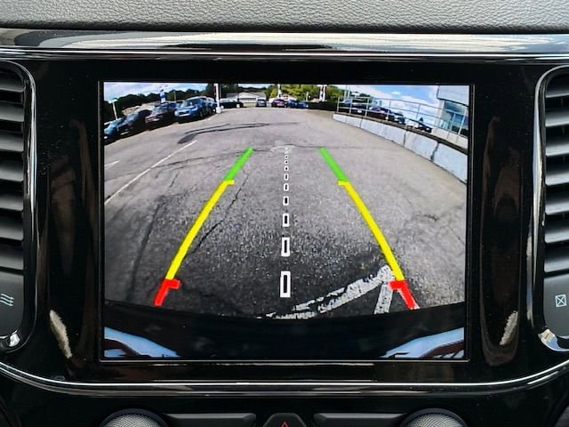 Used 2022 Jeep Grand Cherokee Laredo X image 32