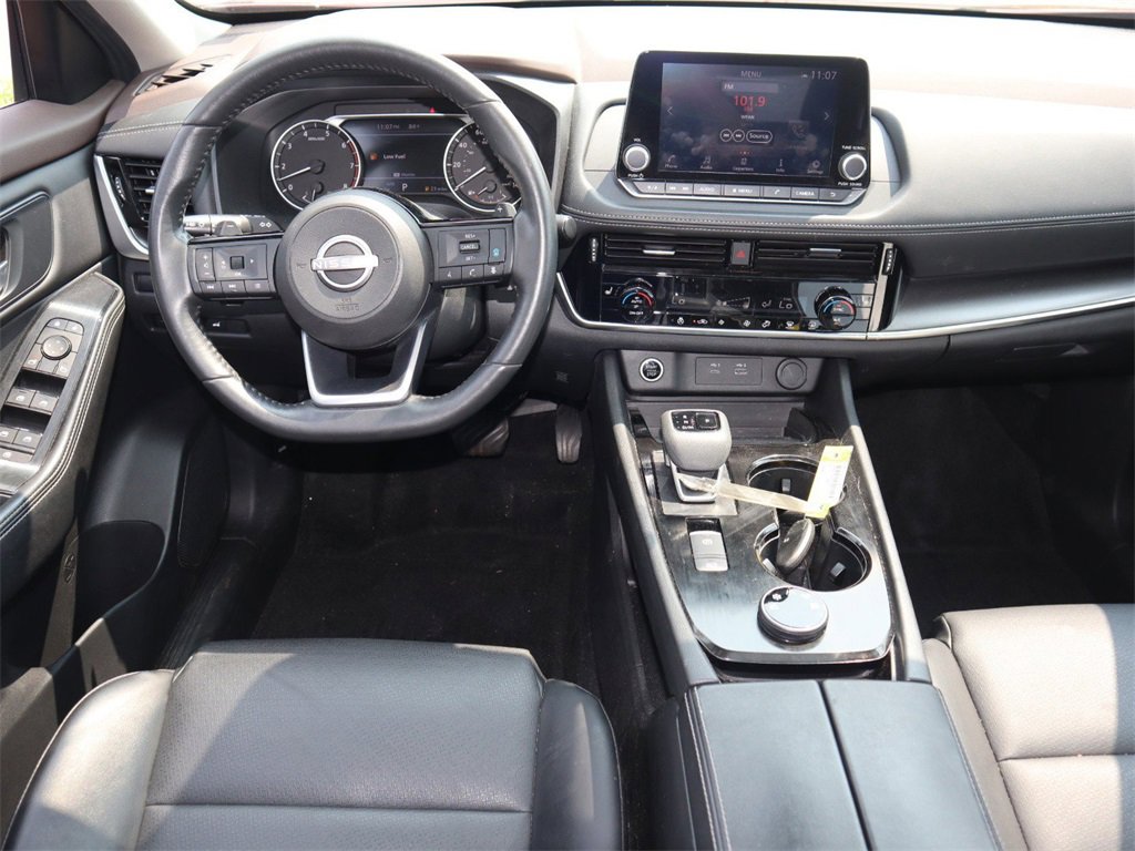 Certified 2022 Nissan Rogue SV w/ SV Premium Package image 18