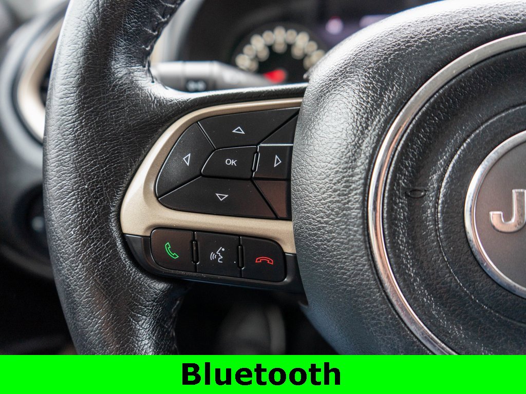 Used 2017 Jeep Renegade Latitude image 19