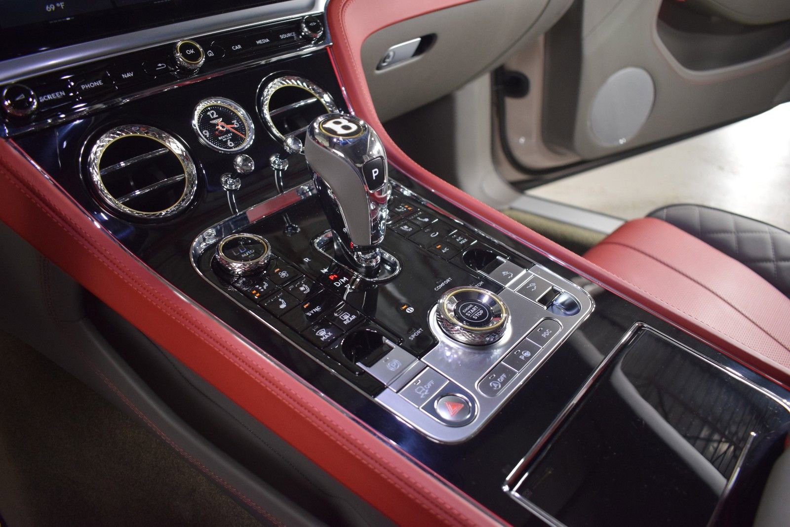 Certified 2020 Bentley Continental GT AWD/4WD image 32