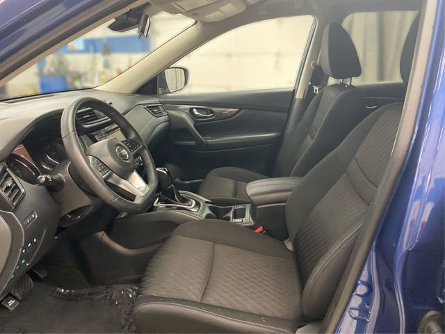 Used 2020 Nissan Rogue SV image 10