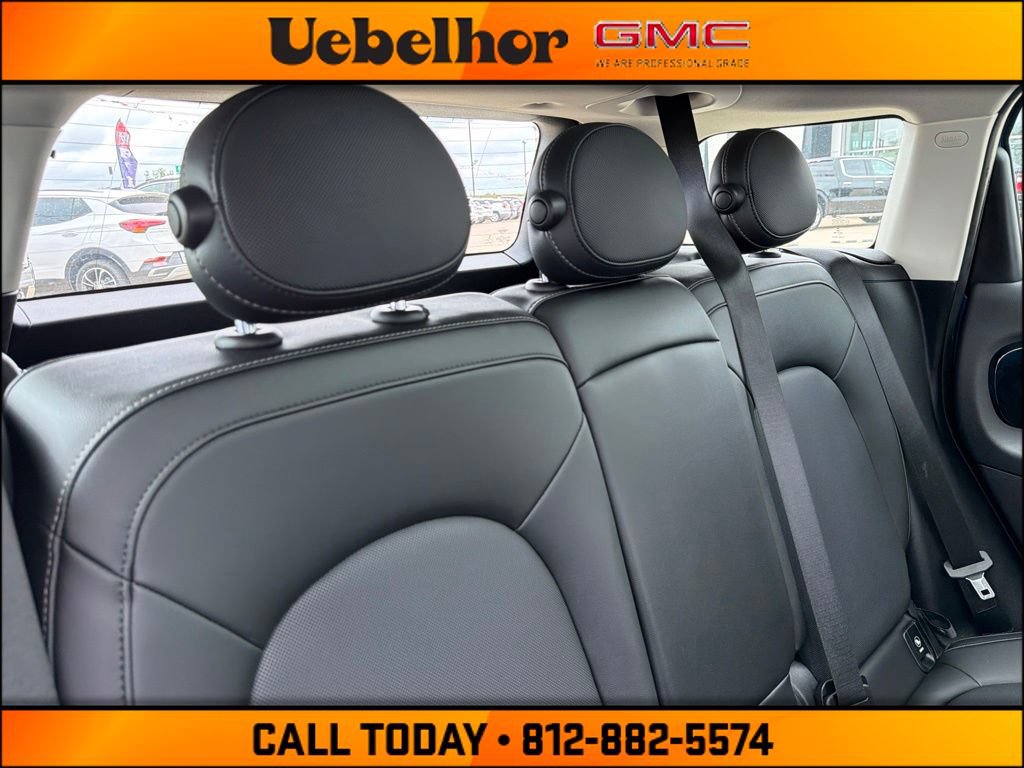 Used 2022 MINI Cooper Countryman FWD image 5