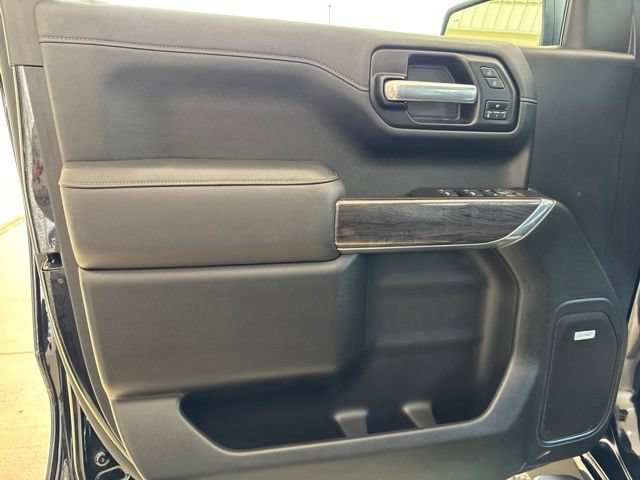 Used 2021 Chevrolet Silverado 1500 LTZ w/ LTZ Premium Package AWD/4WD image 13