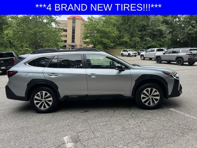 Certified 2024 Subaru Outback Premium AWD/4WD image 2